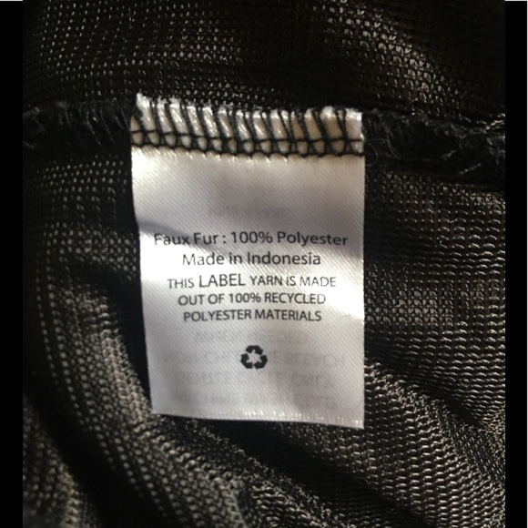 NWT Faux Black Mink Pull Over Top. Size M. - Picture 6 of 6